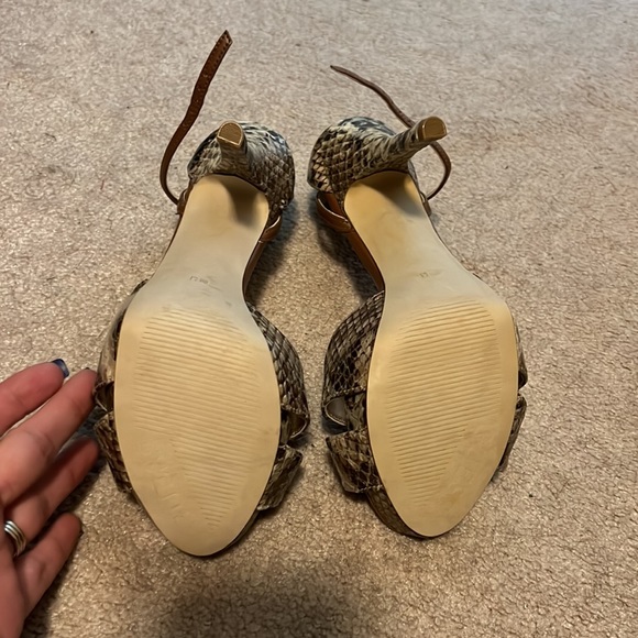 Guess Snakeskin Stillettos - Picture 4 of 6